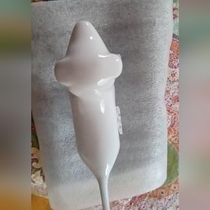 Victorias secret plastic dog Not taking less than 25 sorry